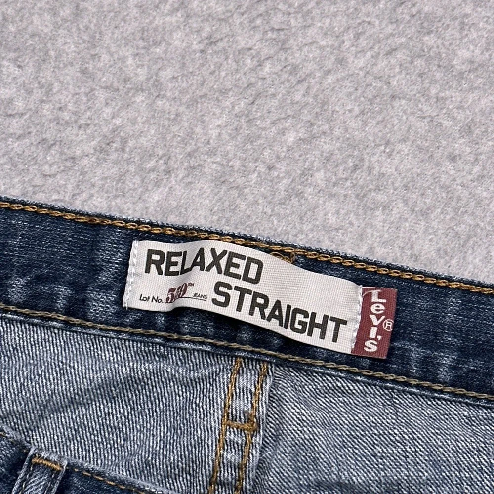 Levis excellent pre